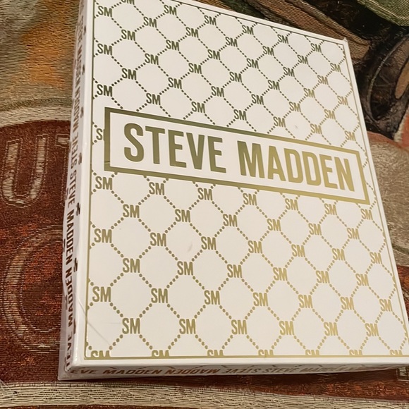 STEVE MADDEN 3pc Set Light Blue Crossbody Purse Earbud Case Scarf Keychain NEW - Picture 7 of 9